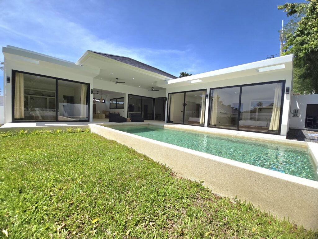 real estate investment in a luxury villa in Koh Samui
